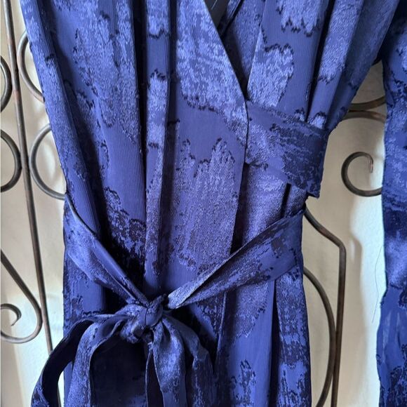 Diane von Furstenberg Purple Jacquard Wrap Dress M – Iconic DVF - Picture 3 of 10